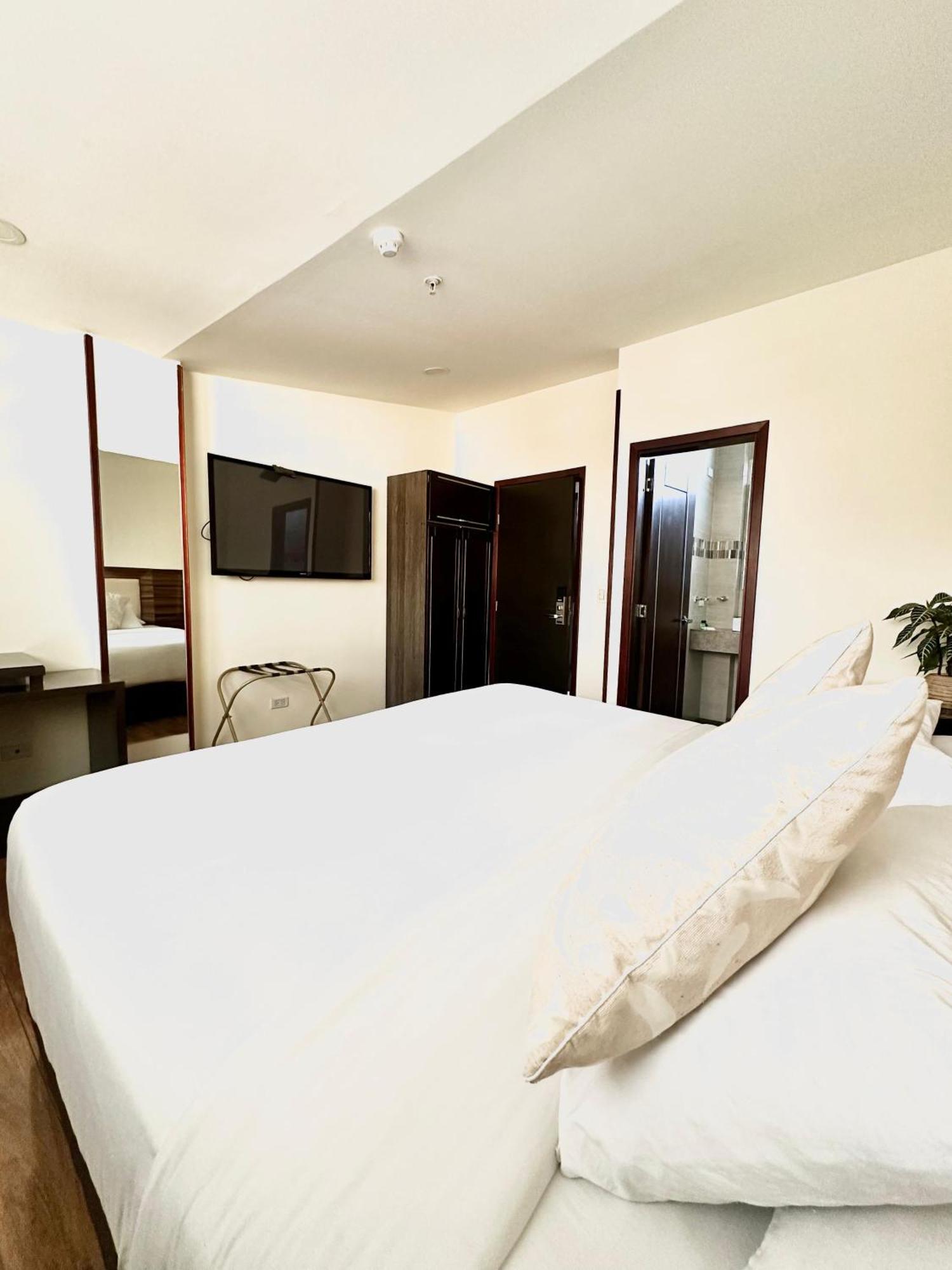 Hotel Sheridan Богота Экстерьер фото